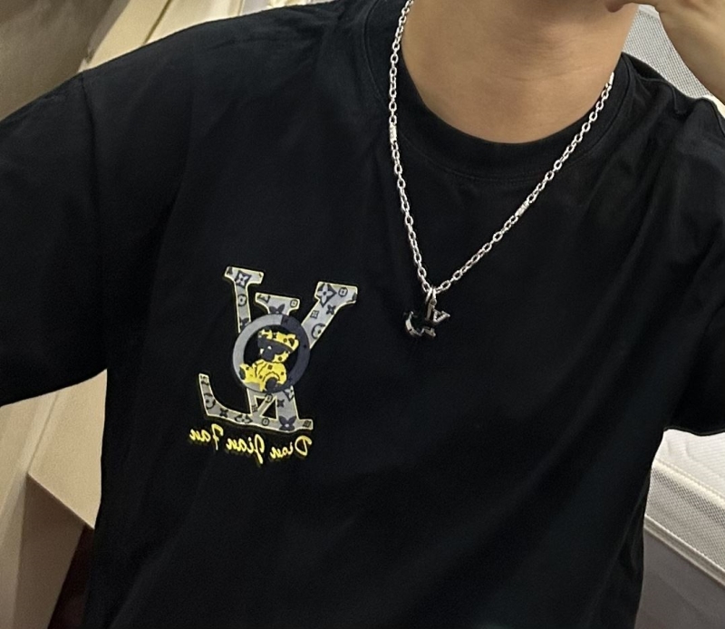 LV Necklaces